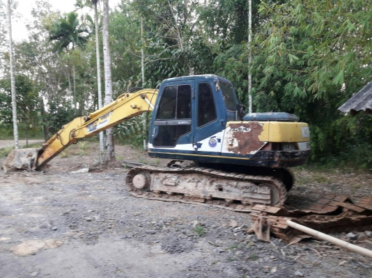 ขายรถแบคโฮ KOBELCO SK120-/// ราคา 600000