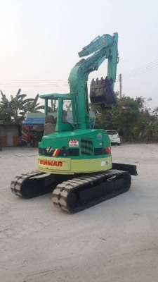ขายรถขุด yanmar B5-2 เครื่อง 4 สูบ สภาพดี ขายรถขุด yanmar B5-2 เครื่อง 4 สูบ สภาพดี