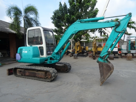รถขุด Komatsu PC45-1 คอนโทรลน้ำมัน ปั้มนิ้ว ตู้เก๋ง สภาพเดิมๆจากญี่ปุ่น