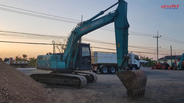 ขายรถขุด KOBELCO SK140LC-8 YP09 SuperXM สภาพนางฟ้า ใช้งานเพียง 3 พันชั่วโมง เอกสารชุดแจ้งจำหน่ายฯ