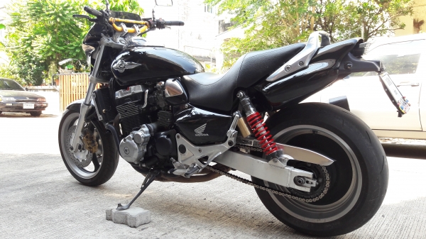 ขาย HONDA X4 1300 CC. ทะเบียนแท้ 155,000
