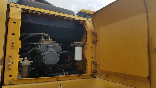 ขายรถแบคโฮ KOMATSU PC200-7 ซีเรียลสูง ใช้งาน 12,698 ชั่วโมง สภาพนางฟ้า รถบริษัท ใช้งานโครงการวางท่อก๊าซ รถใช้น้อย รันชั่วโมง