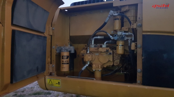 ขาย CAT320D Japan ใช้งาน 10,xxx ชั่วโมง สภาพนางฟ้า
