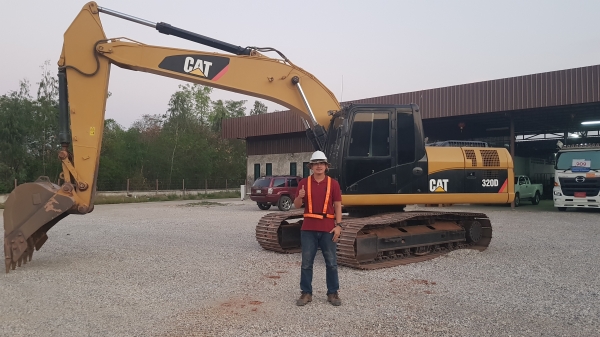 ขาย CAT320D Japan ใช้งาน 12,xxx ชั่วโมง สภาพนางฟ้า รถสวยมาก ยืนบ่อดิน ไม่ได้ไปไหน ขาย CAT320D Japan ใช้งาน 12,xxx ชั่วโมง สภาพนางฟ้า รถสวยมาก ยืนบ่อดิน ไม่ได้ไปไหน