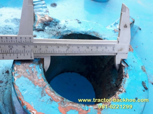 ขาย หัวเจาะ กระแทก TOKU สำหรับ รถขุด แบคโฮ PC 200 / 320 พร้อมใช้ สลัก 84 มิล ห่างหู 34 cm ขาย หัวเจาะ กระแทก TOKU สำหรับ รถขุด แบคโฮ PC 200 / 320 พร้อมใช้ สลัก 84 มิล ห่างหู 34 cm