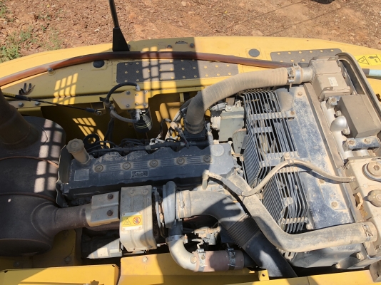 ขายรถแบคโฮ KOMATSU PC200-8MOทำงาน 4924ชั่วโมงสวยๆเดิมๆสนใจโทร 081-970-1072