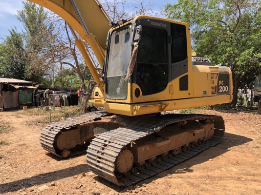 ขายรถแบคโฮ KOMATSU PC200-8MOทำงาน 4924ชั่วโมงสวยๆเดิมๆสนใจโทร 081-970-1072