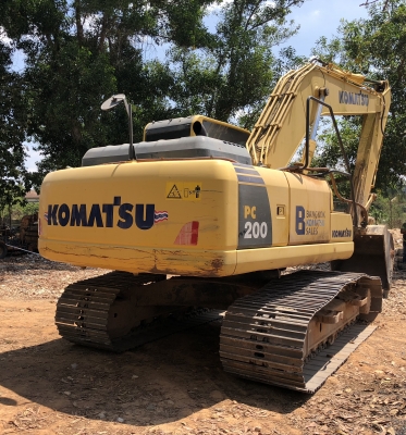 ขายรถแบคโฮ KOMATSU PC200-8MOทำงาน 4924ชั่วโมงสวยๆเดิมๆสนใจโทร 081-970-1072