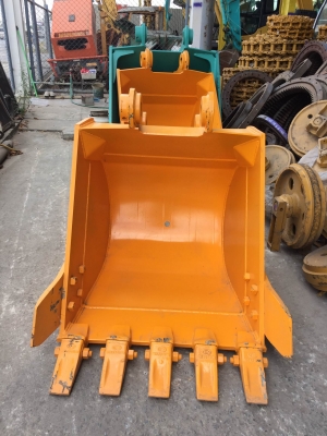 บุ๋งกี๋ใหม่ Pc 120-5 ราคา 28000 บาท