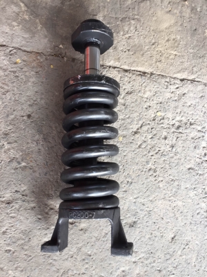 สปริงอัดสำเร็จ Pc 200-7 ราคาอันละ 14000 บาท