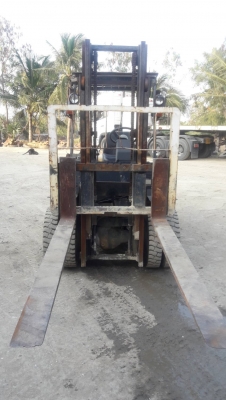 รถยกโฟล์คลิฟท์ Sumitomo 13-FD30PVIHA ขนาด3ตัน เสาสูง3เมตร ยางหน้าคู่ เกียร์ธรรมดา เครื่องมิตซูบิชิ HA S97906 ขนาด 4 สูบ เชื้อเพลิงดีเซล