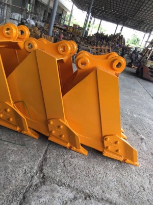 บุ๋งกี๋ใหม่ Pc 120 กว้าง 85 cm วัดนอก 5 ฟัน ราคาใบละ 27500 บาท