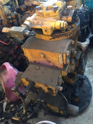 ปั๊มไฮดรอลิคเก่า Pc 150-5 ราคา 70000 บาท