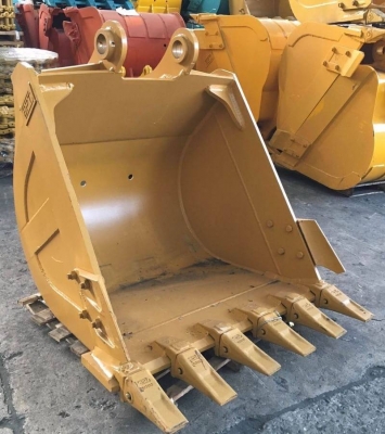 บุ้งกี๋ CAT325 ราคา 45000 บาท  CAT320D เล็บฟอร์จ อย่างหนา