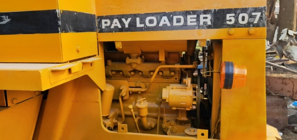 รถตัก KOMATSU รุ่น 507 สภาพขับเคลื่อน 4 ล้อ เอวอ่อน เครื่องไม่หลวม รถพร้อมใช้  เครื่อง4 สูบ เหมาะสำหรับวัสดุก่อสร้าง