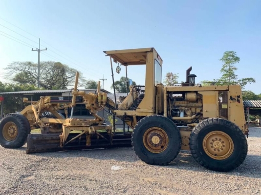 ขาย 1,280,000 รถเกรด CATTERPILAR 12G ชีเรียล 61M13830 เครื่อง 10Z แรง ใบมีด 14 ฟุต สภาพสวยเก่านอก เอกสารเล่มทะเบียน  รถอยู่  นครปฐม โทร 0610710295  สนใจ รายการสินค้า อื่นๆ ที่ เว็ปไชค์ Truck2Hand https://www.truck2hand.com/index.php?actions=content/search