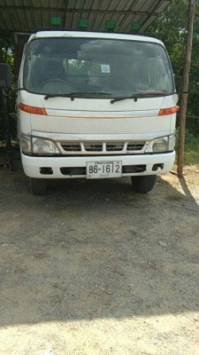 ขายรถหกล้อ5เมคร330000บาทโทร0802472445 รถบ้านจอดบ้าน