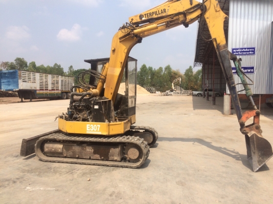 ขายรถคีบยุคา. ขายรถคีบยุคา.