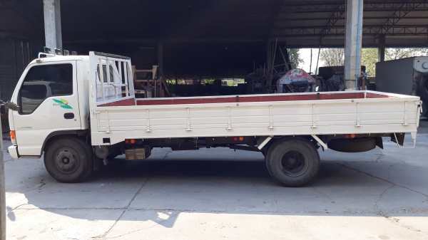 isuzu NPR71 4HG-130 กระบะยาว 5.20 ม.กว้าง 2.15 สภาพสวยพร้อมใช้งาน