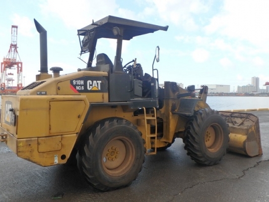 ขายรถตักล้อยาง CAT 910H ปี 2013 นำเข้าเองจากญี่ปุ่น สภาพสวยพร้อมใช้ ถึงเร็วๆนี้ครับ ขายรถตักล้อยาง CAT 910H ปี 2013 นำเข้าเองจากญี่ปุ่น สภาพสวยพร้อมใช้ ถึงเร็วๆนี้ครับ