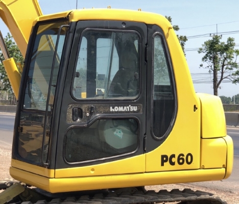 ขายรถขุด KOMATSU PC60-7 ใบมีดดัน นำเข้าเองจากญี่ปุ่น สภาพสวยพร้อมใช้ มีVDOการทำงานครับ