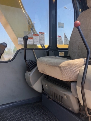 ขายรถขุด KOMATSU PC60-7 ใบมีดดัน นำเข้าเองจากญี่ปุ่น สภาพสวยพร้อมใช้ มีVDOการทำงานครับ