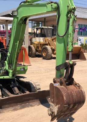 ขายรถขุด MITSUBISHI MM35 คอลโทรลสั้น ปั้มนิ้ว นำเข้าเองจากญี่ปุ่น สภาพสวยพร้อมใช้ มีVDOการทำงานครับ