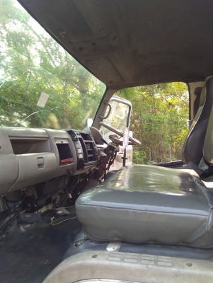 ขาย6ล้อ330000โทร0643130366