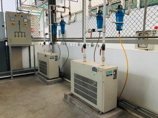 Air Compressor Kobelco 20 hp + Air dryer มี 2 ชุด