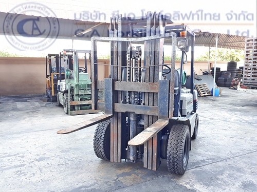 ขาย รถโฟล์คลิฟท์ KOMATSU รุ่น FG20-11