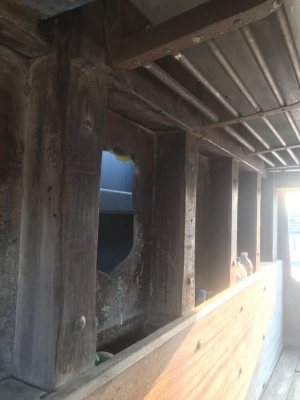 รถบรรทุกดั้มหัวยาว 10ล้อ ยี่ห้อ ISUZU  170 แรงม้า  จดทะเบียนปี 2546