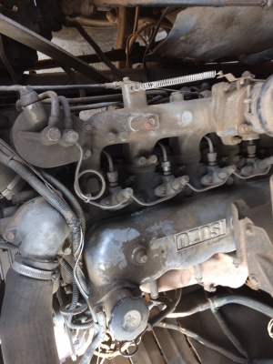 รถบรรทุกดั้มหัวยาว 10ล้อ ยี่ห้อ ISUZU  170 แรงม้า  จดทะเบียนปี 2546