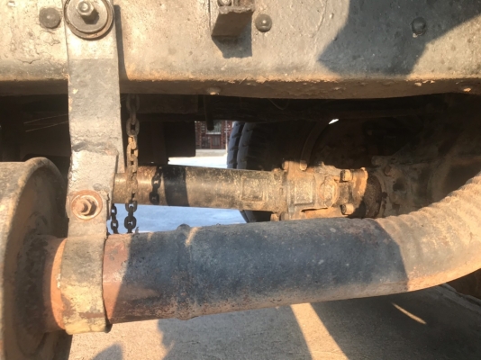 รถบรรทุกดั้มหัวยาว 10ล้อ ยี่ห้อ ISUZU  170 แรงม้า  จดทะเบียนปี 2546