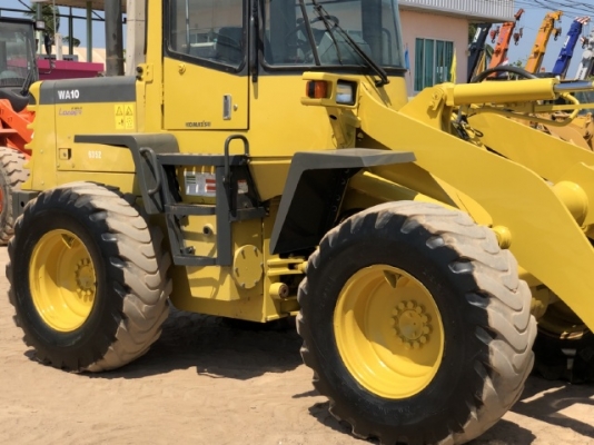 ขายรถตักล้อยาง KOMATSU WA100-3 นำเข้าเองจากญี่ปุ่น สภาพสวยพร้อมใช้ มีVDOการทำงานครับ