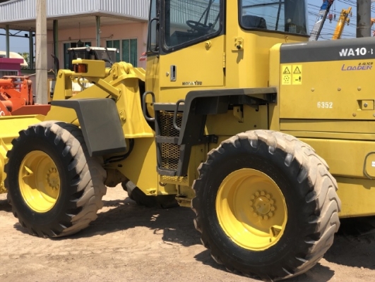 ขายรถตักล้อยาง KOMATSU WA100-3 นำเข้าเองจากญี่ปุ่น สภาพสวยพร้อมใช้ มีVDOการทำงานครับ