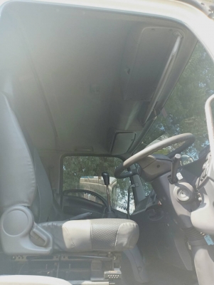 ..สนใจสอบถามได้จร้า???? ISUZU FTR 240 แรงม้า ปี 56 ตู้แห้งสิบบาน  เครื่องดี คัชซีสวย  สภาพพร้อมใช้งาน สนใจโทรเรยค่ะ 082-1698998,089-7020483 ดูรถได้ที่ชลบุรีค่ะ