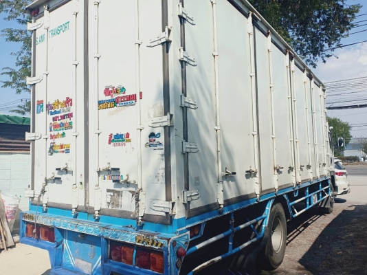 ..สนใจสอบถามได้จร้า???? ISUZU FTR 240 แรงม้า ปี 56 ตู้แห้งสิบบาน  เครื่องดี คัชซีสวย  สภาพพร้อมใช้งาน สนใจโทรเรยค่ะ 082-1698998,089-7020483 ดูรถได้ที่ชลบุรีค่ะ