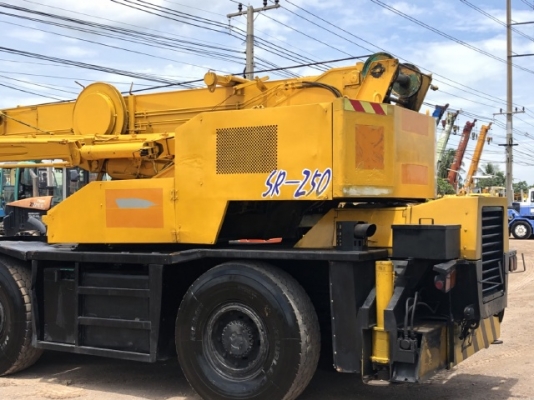 ขายรถเครน KATO KR-25H-V (ขนาด 25 ตัน) รถนอกนำเข้าครับ ไม่เคยใช้งานในไทย
