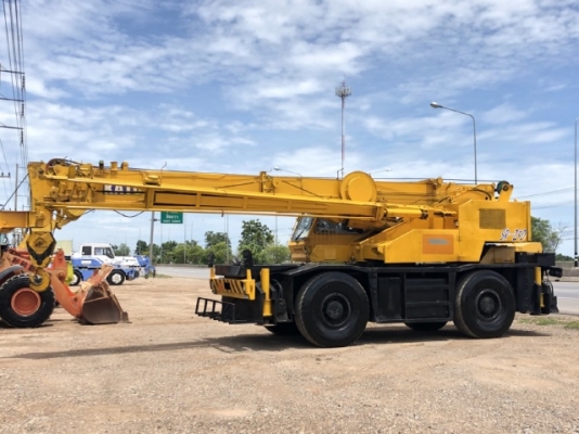 ขายรถเครน KATO KR-25H-V (ขนาด 25 ตัน) รถนอกนำเข้าครับ ไม่เคยใช้งานในไทย