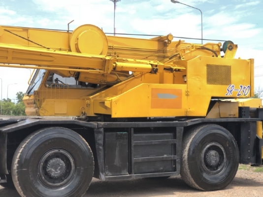 ขายรถเครน KATO KR-25H-V (ขนาด 25 ตัน) รถนอกนำเข้าครับ ไม่เคยใช้งานในไทย