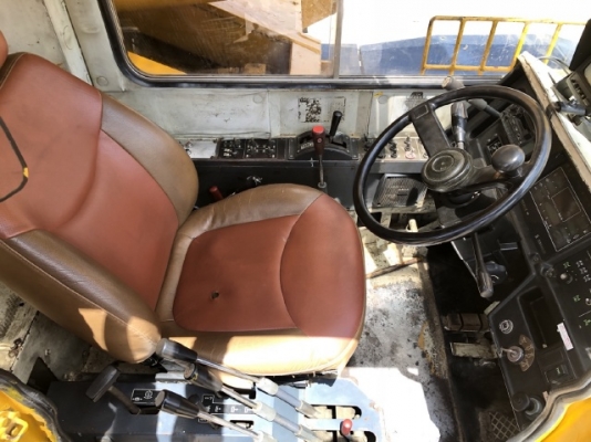 ขายรถเครน KATO KR-25H-V (ขนาด 25 ตัน) รถนอกนำเข้าครับ ไม่เคยใช้งานในไทย