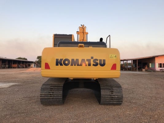 ขาย KOMATSU PC200-8MO สวยๆ พร้อมใช้งาน 6000 ชั่วโมง(PM7000ชม) ชมรถได้ทุกวัน สนใจติดต่อ 081-4283210 ขาย KOMATSU PC200-8MO สวยๆ พร้อมใช้งาน 6000 ชั่วโมง(PM7000ชม) ชมรถได้ทุกวัน สนใจติดต่อ 081-4283210