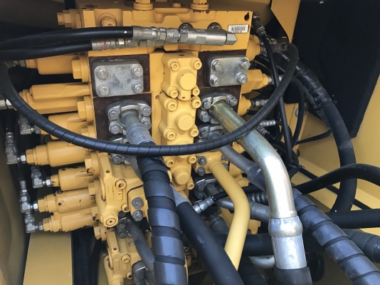 ขาย KOMATSU PC200-8MO สวยๆ พร้อมใช้งาน 6000 ชั่วโมง(PM7000ชม) ชมรถได้ทุกวัน สนใจติดต่อ 081-4283210 ขาย KOMATSU PC200-8MO สวยๆ พร้อมใช้งาน 6000 ชั่วโมง(PM7000ชม) ชมรถได้ทุกวัน สนใจติดต่อ 081-4283210