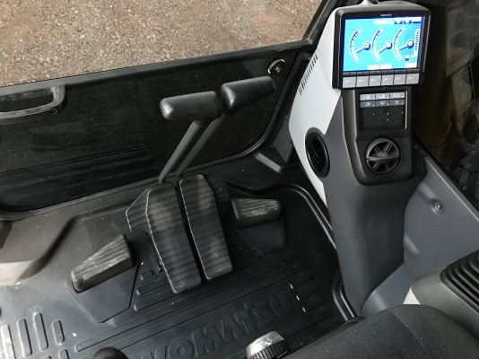 ขาย KOMATSU PC200-8MO สวยๆ พร้อมใช้งาน 6000 ชั่วโมง(PM7000ชม) ชมรถได้ทุกวัน สนใจติดต่อ 081-4283210 ขาย KOMATSU PC200-8MO สวยๆ พร้อมใช้งาน 6000 ชั่วโมง(PM7000ชม) ชมรถได้ทุกวัน สนใจติดต่อ 081-4283210