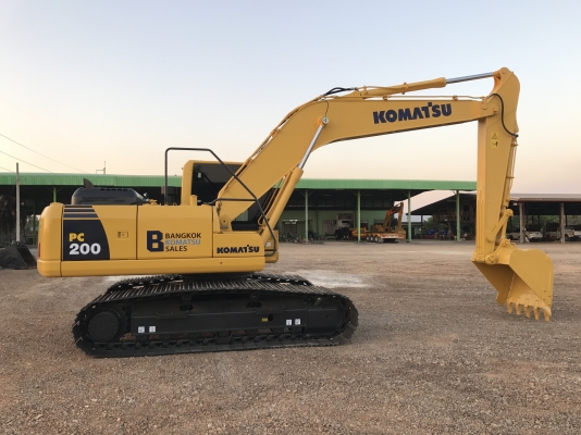ขาย KOMATSU PC200-8MO สวยๆ พร้อมใช้งาน 6000 ชั่วโมง(PM7000ชม) ชมรถได้ทุกวัน สนใจติดต่อ 081-4283210 ขาย KOMATSU PC200-8MO สวยๆ พร้อมใช้งาน 6000 ชั่วโมง(PM7000ชม) ชมรถได้ทุกวัน สนใจติดต่อ 081-4283210