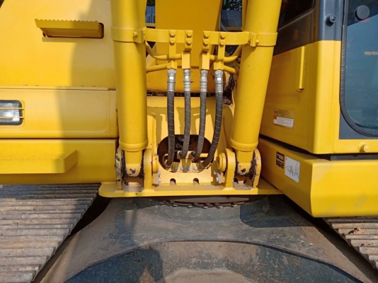 ขาย KOMATSU PC130-8 สภาพสวยๆ 3600 ชั่วโมง(PM7000ชม) ชมรถได้ทุกวัน สนใจติดต่อ 081-4283210
