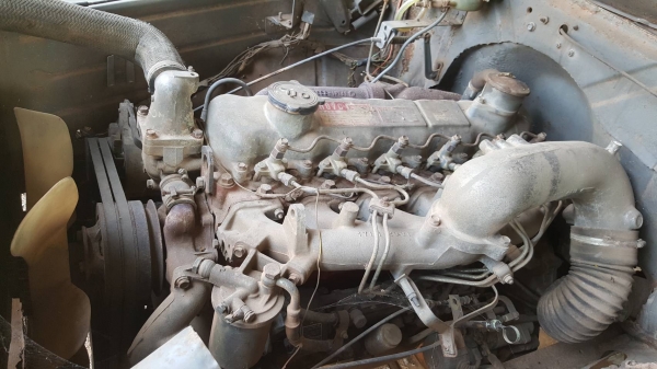 ขาย รถ 6 ล้อดั้ม หัวยาว TOYOTA เครื่อง+เกียร์ HO7C 185 แรงม้า เฟืองท้าย HINO คัสซีสวยตลอดเส้น ทะเบีย