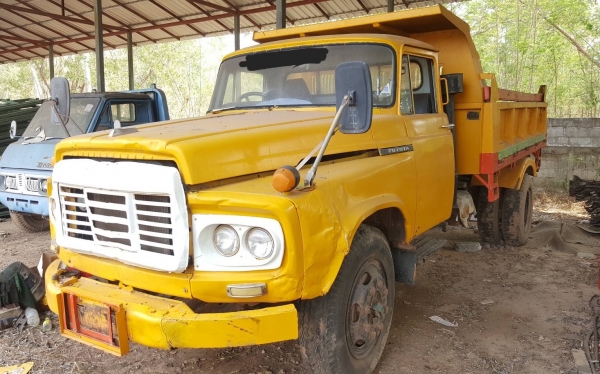 ขาย รถ 6 ล้อดั้ม หัวยาว TOYOTA เครื่อง+เกียร์ HO7C 185 แรงม้า เฟืองท้าย HINO คัสซีสวยตลอดเส้น ทะเบีย