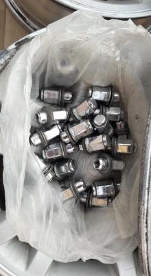 ล้อแท้ ล้อแท้