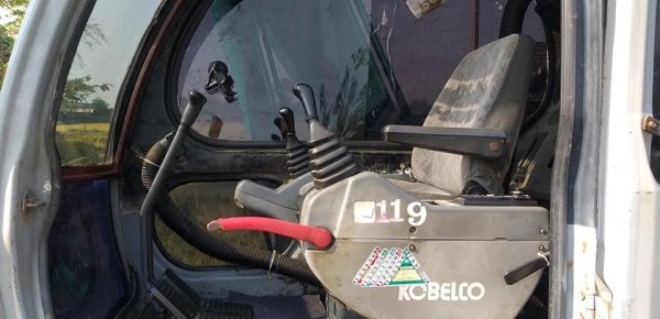 ขาย!! >>> Kobelco Sk120mark5Super ไฟฟ้าเต็ม รถพร้อมลุยงาน <<< เบอร์ติดต่อ 098-7155789 086-4631102